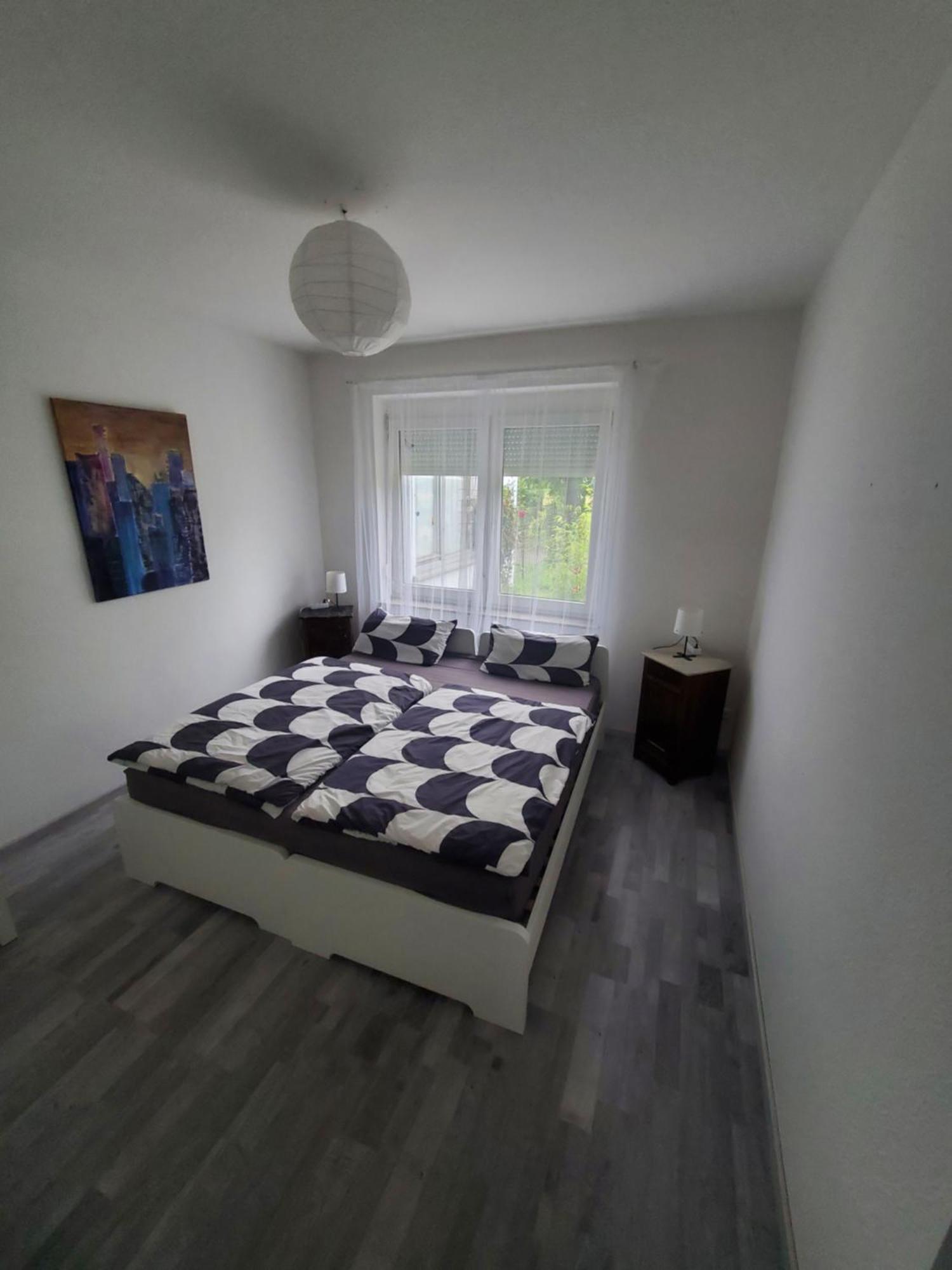 Grosse 3 Zi Wohnung Auf Der Pferde Farm Лар Екстер'єр фото